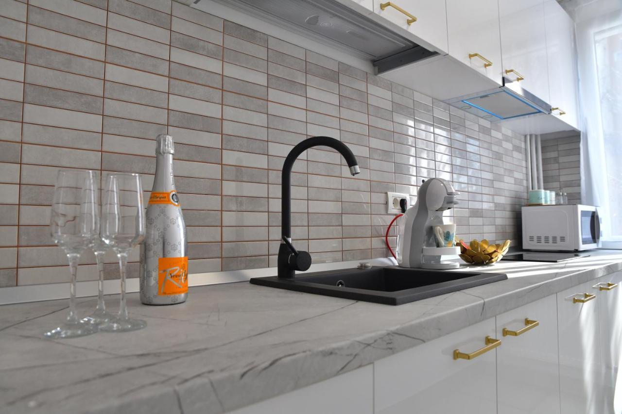 Luxury Studio / M Romancierilor Bucureşti Eksteriør bilde